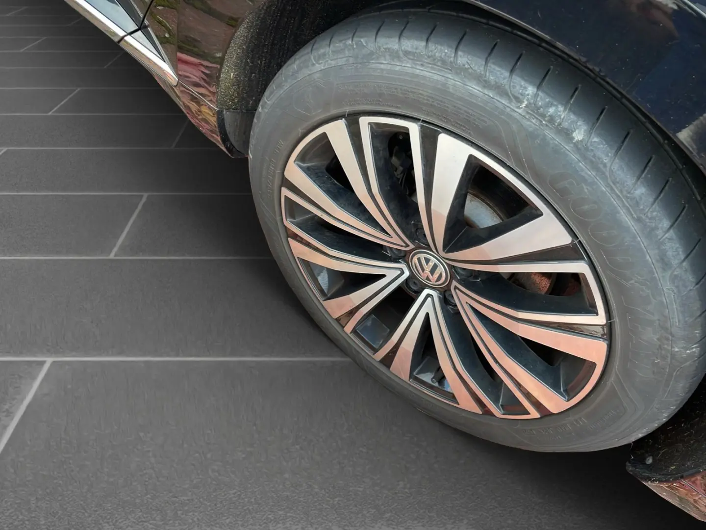 Arteon 2 0 TSI Elegance DSG NAVI LED Sitzheizung