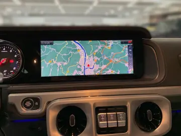 G 500  AMG  AHK KAM NAVI DIST SDACH TEMPOMAT