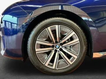 740d xDrive  Standh  Alarmanl.  MassageSitze