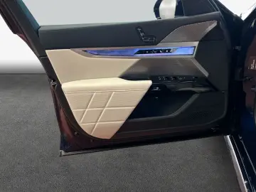 740d xDrive  Standh  Alarmanl.  MassageSitze