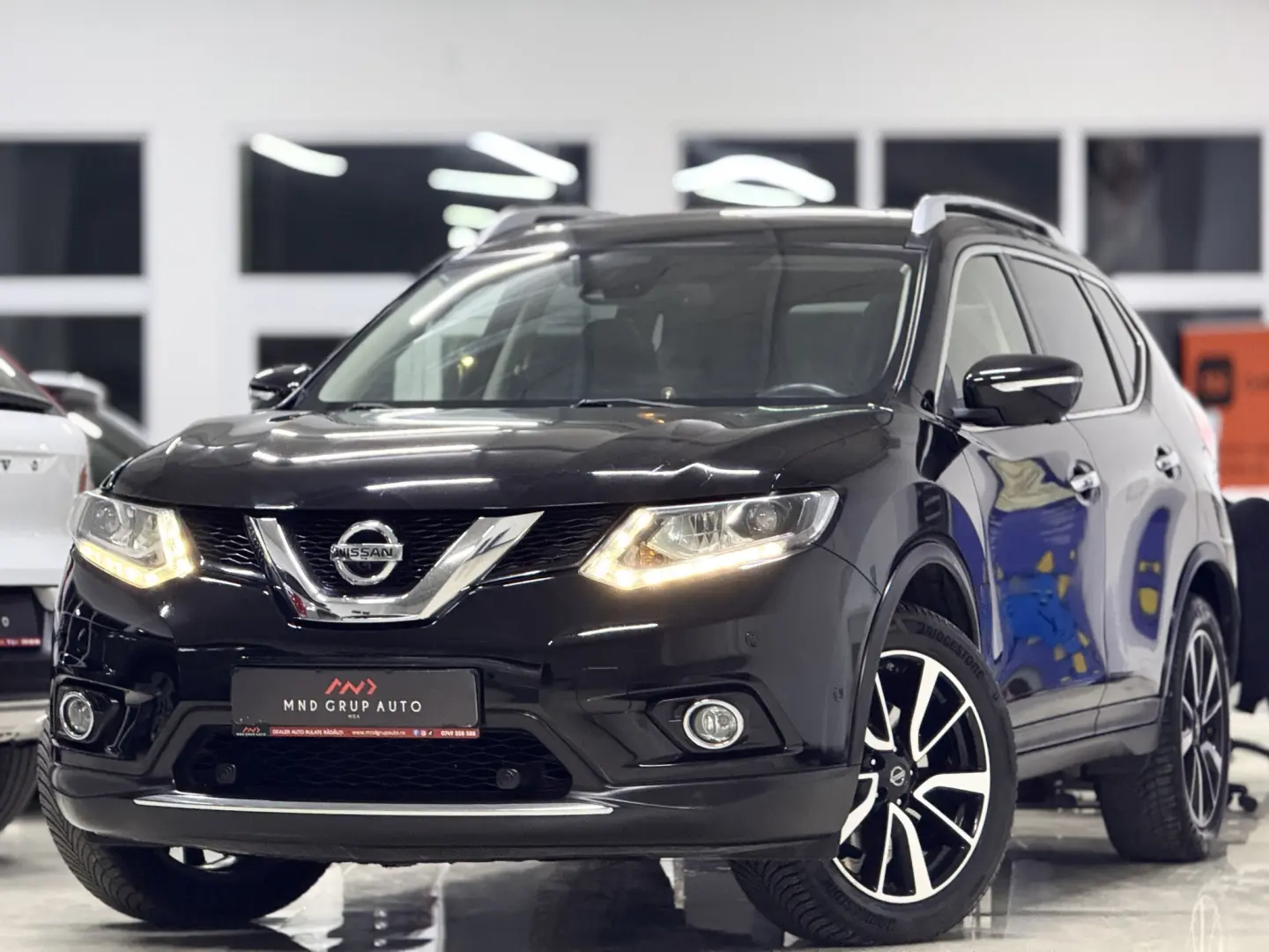 Nissan X-Trail 1.6 dCi Tekna 7 LOCURI