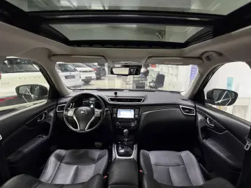 Nissan X-Trail 1.6 dCi Tekna 7 LOCURI