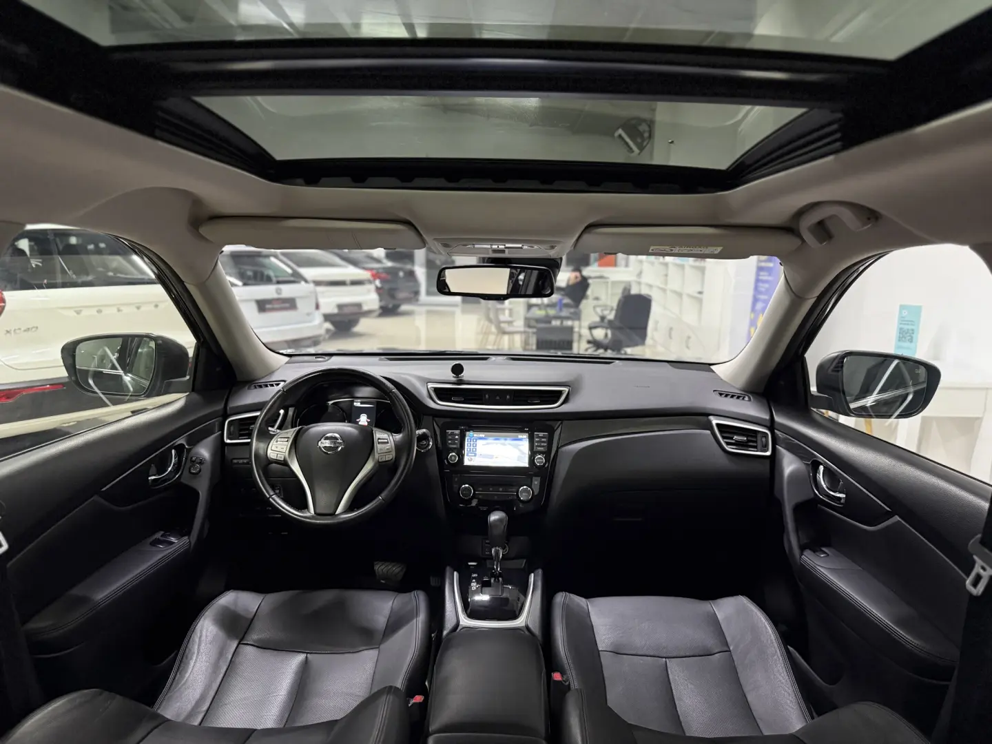 Nissan X-Trail 1.6 dCi Tekna 7 LOCURI