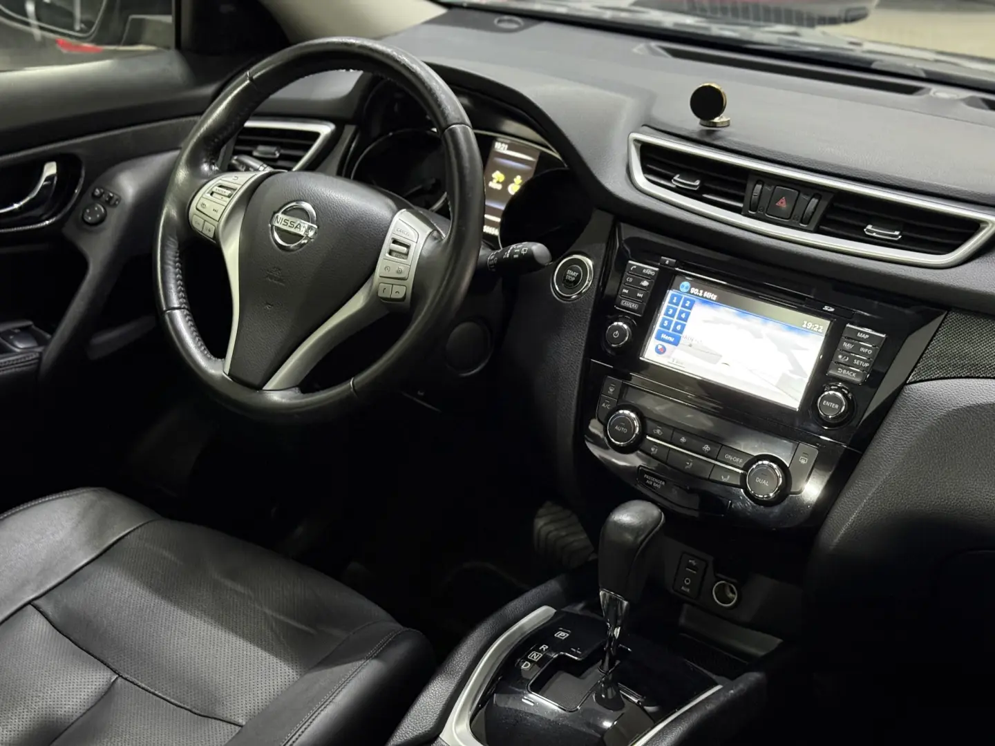 Nissan X-Trail 1.6 dCi Tekna 7 LOCURI