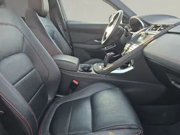 E-Pace D180 Chequered Flag