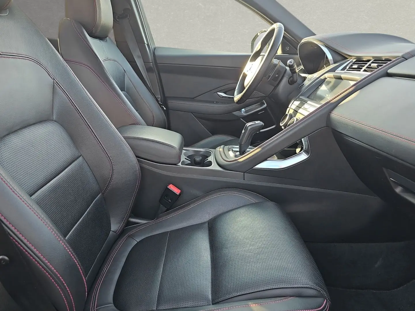 E-Pace D180 Chequered Flag