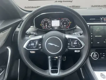 F-PACE D200 R-Dynamic SE AWD AHK PANO ACC MEMORY