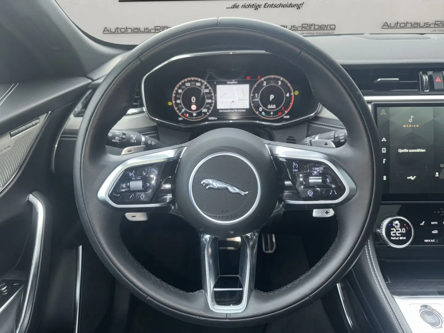 F-PACE D200 R-Dynamic SE AWD AHK PANO ACC MEMORY