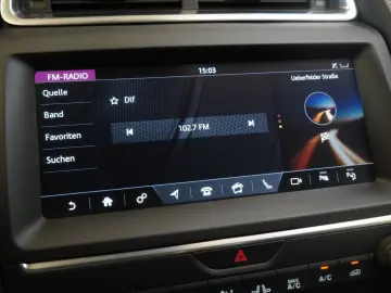 E-PACE P250 AWD R-Dynamic 1.H 21 Digital Memory