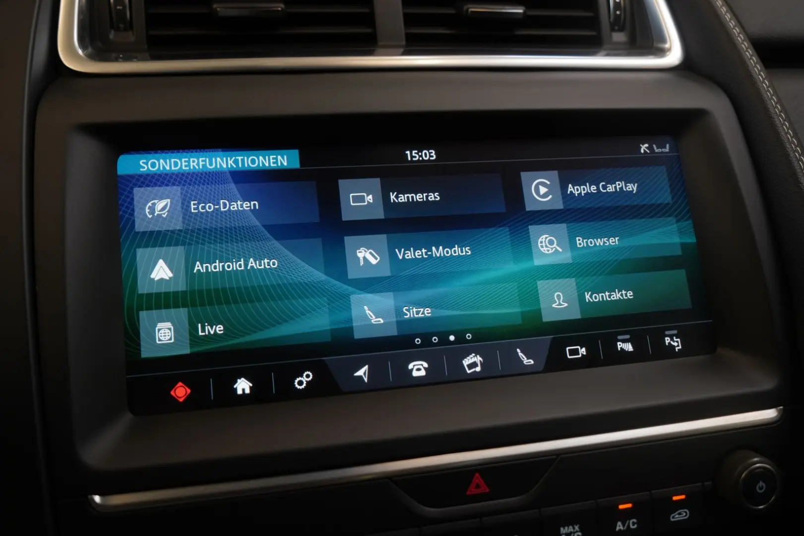 E-PACE P250 AWD R-Dynamic 1.H 21 Digital Memory