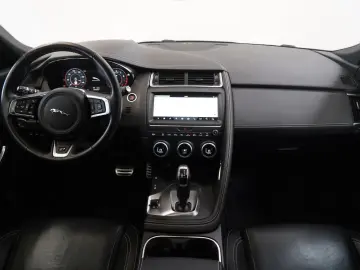 E-PACE P250 AWD R-Dynamic 1.H 21 Digital Memory