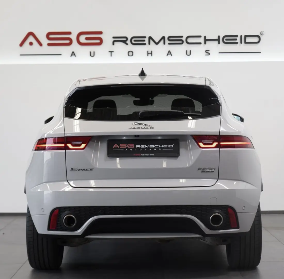 E-PACE P250 AWD R-Dynamic 1.H 21 Digital Memory