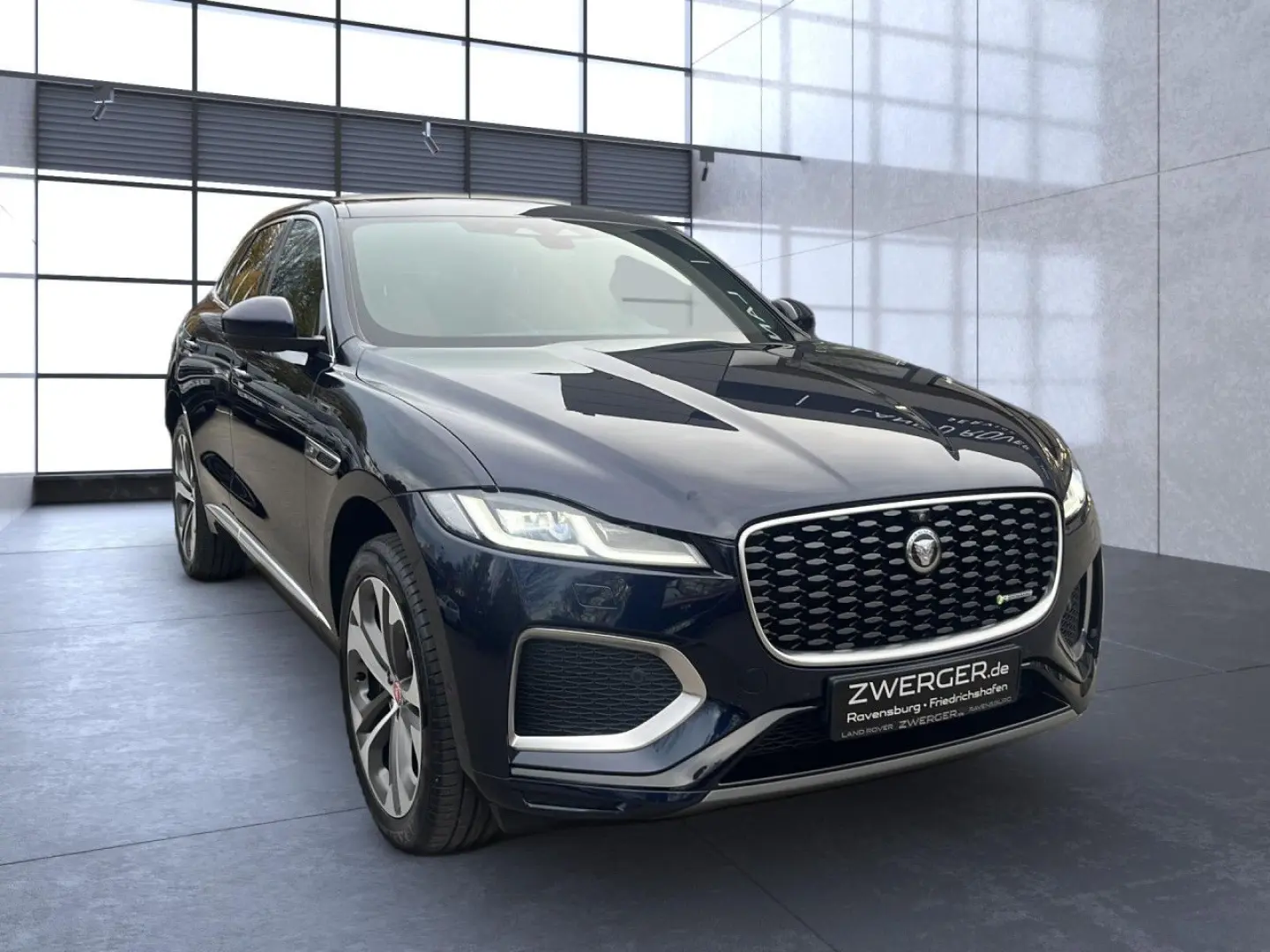 F-Pace D300 AWD R-Dynamic SE SCHIEBEDACH