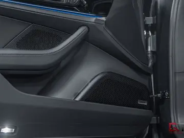 Panamera 4S E-Hybrid 972 Pano 21  BOSE 14-way