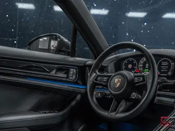 Panamera 4S E-Hybrid 972 Pano 21  BOSE 14-way