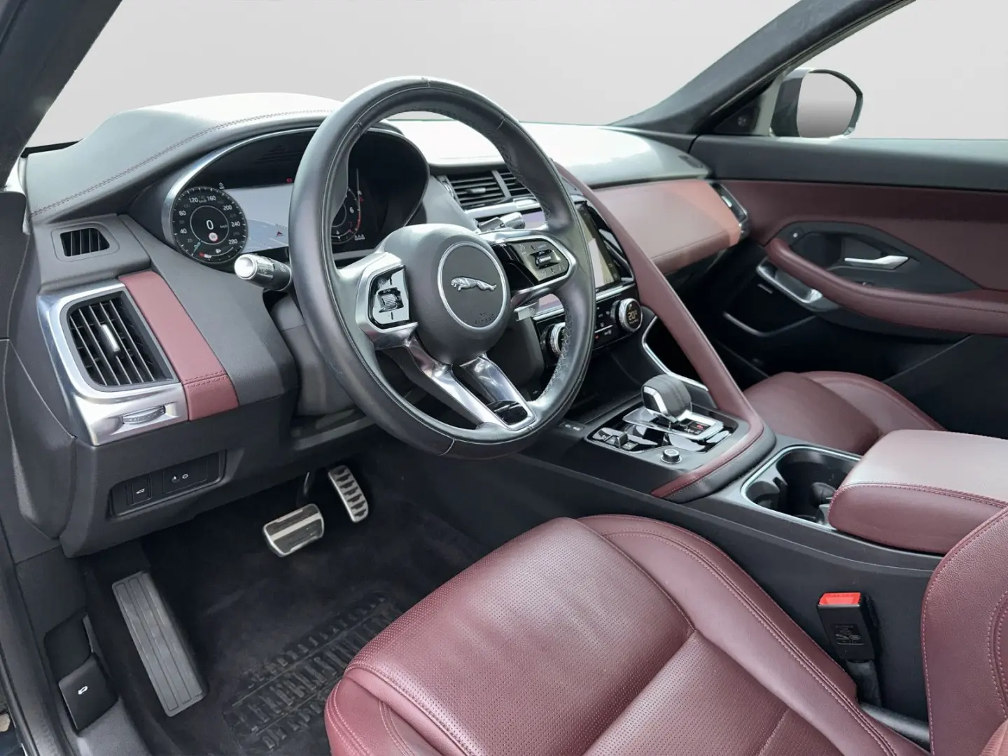 E-Pace P300 Sport AWD Meridian Pano Alcantara