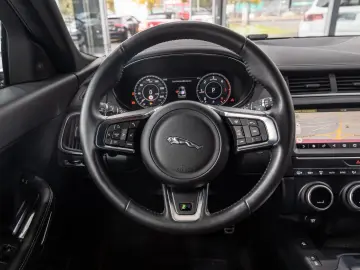 E-PACES AWD R-DYNAMIC BLACK-PACK 19 LM NAVI DAB