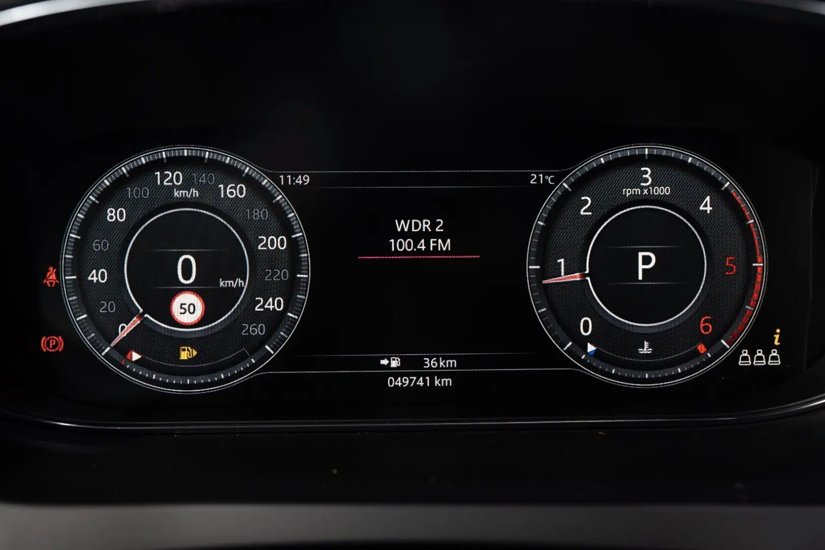 E-PACES AWD R-DYNAMIC BLACK-PACK 19 LM NAVI DAB