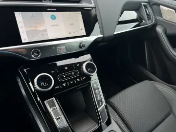 I-Pace EV400 S Dual Keyless DAB  ACC SitzHZ