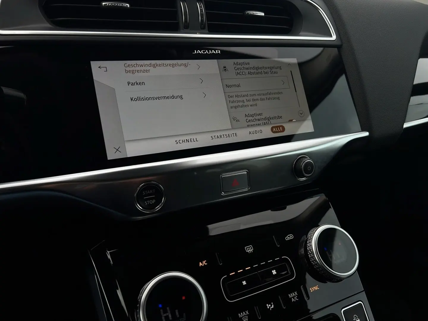 I-Pace EV400 S Dual Keyless DAB  ACC SitzHZ