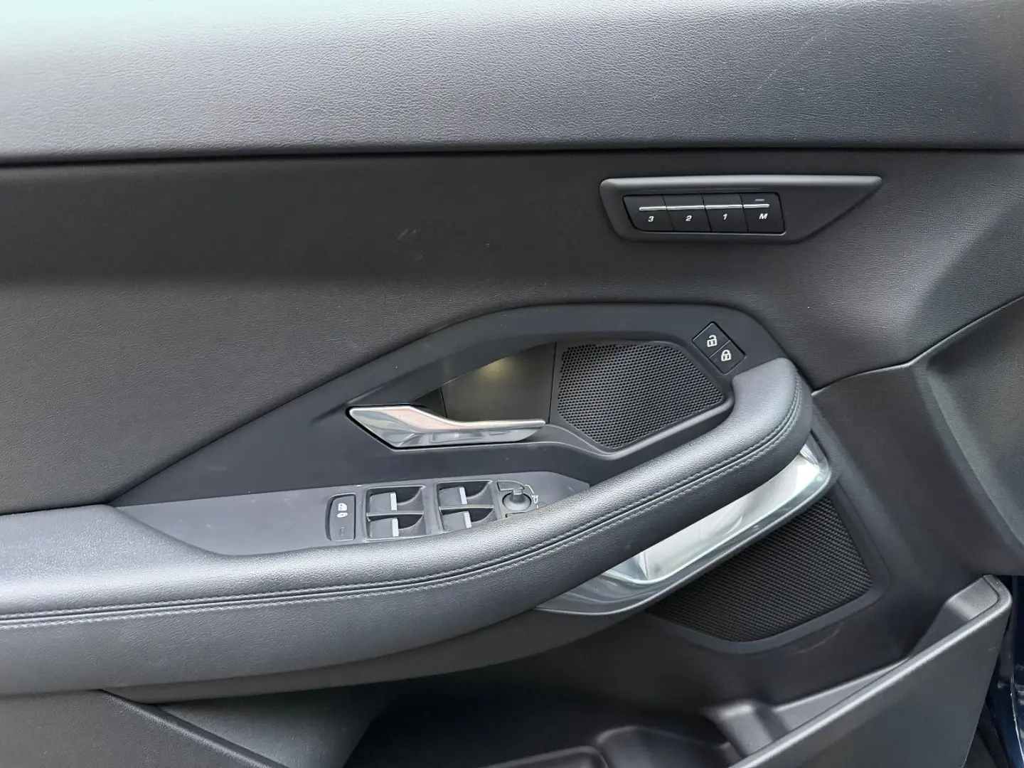 E-Pace E-PACE S AWD LED LEDER 3-D'KAMERA