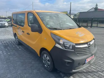 Opel Vivaro 1.6 CDTI L2H1  8 1 locuri