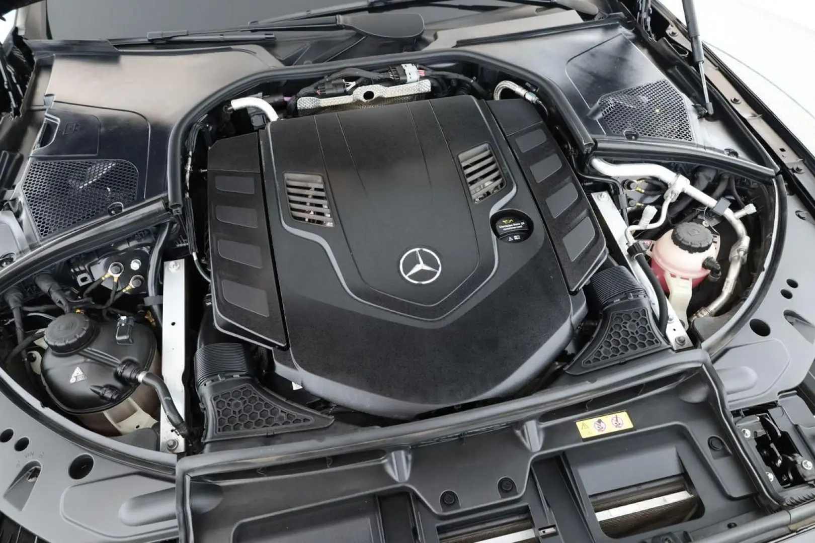 S 580 lang AMG DIGITAL Pano HUD HighEndFond 21