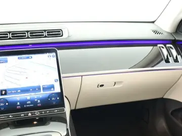 S 580 lang AMG DIGITAL Pano HUD HighEndFond 21