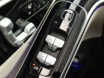 S 580 lang AMG DIGITAL Pano HUD HighEndFond 21