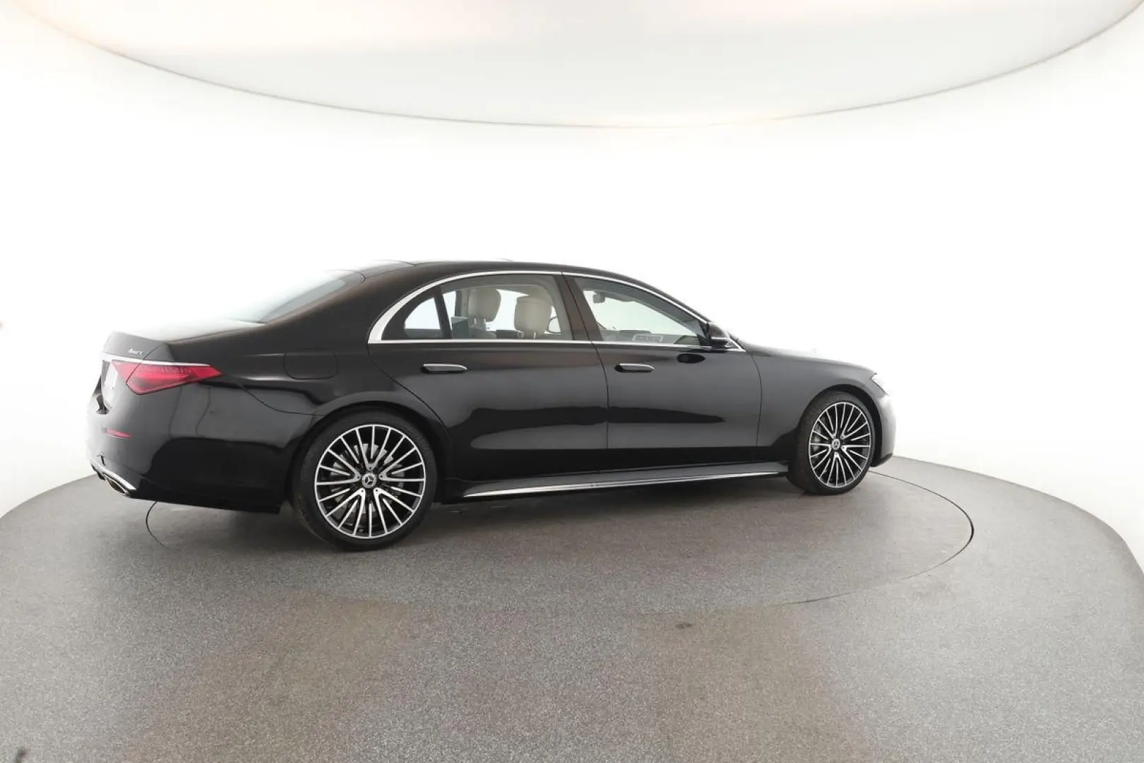 S 580 lang AMG DIGITAL Pano HUD HighEndFond 21