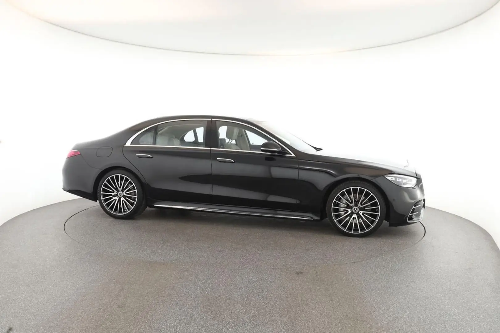 S 580 lang AMG DIGITAL Pano HUD HighEndFond 21