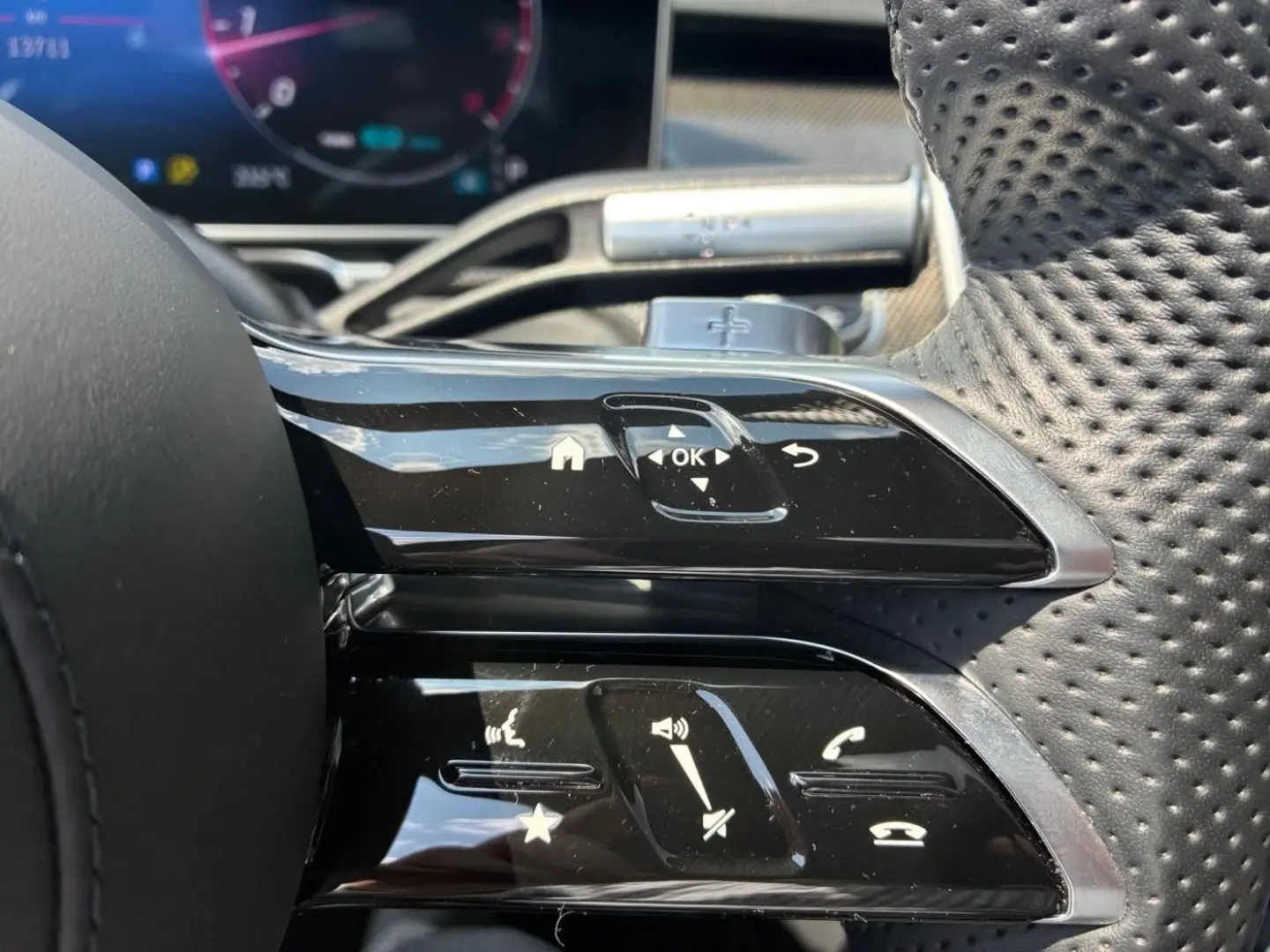 S 580 4MATIC AMG Pano AR-HUD 360  Burm