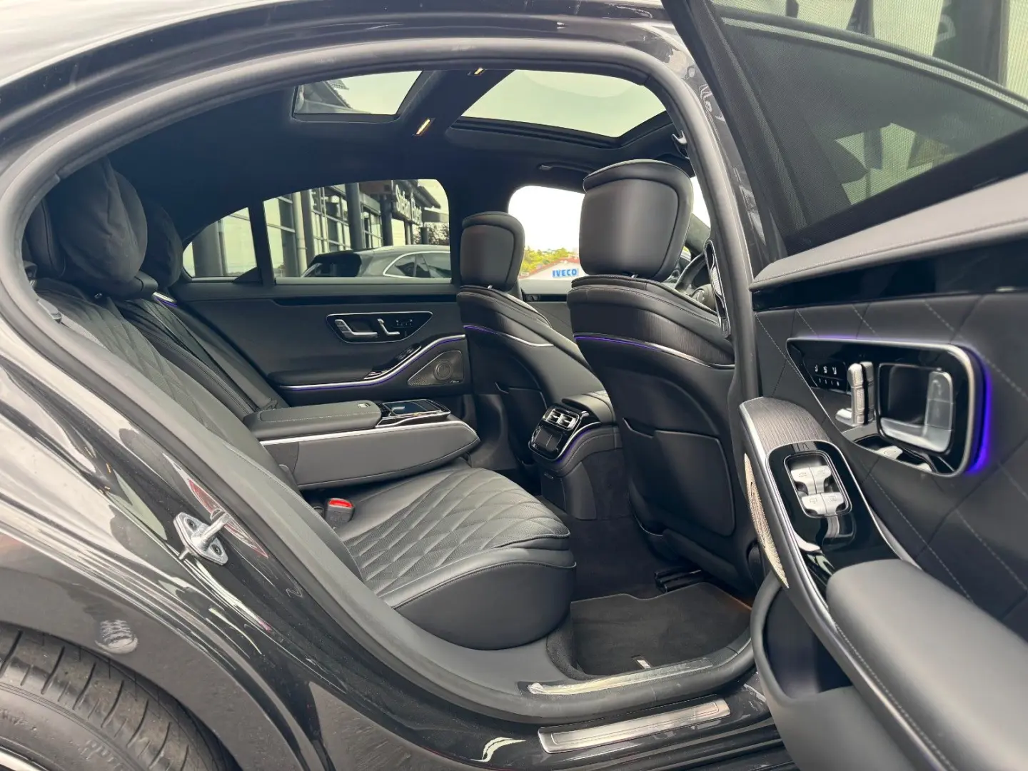 S 580e AMG Pano Digital Burm 3D AirM HUD 360