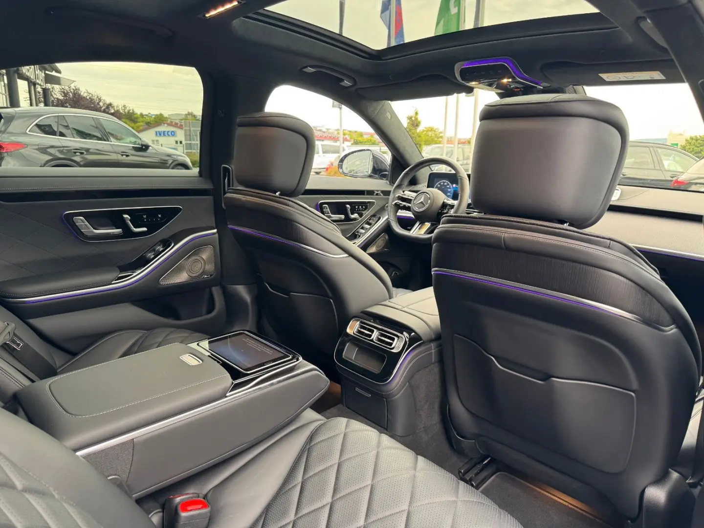 S 580e AMG Pano Digital Burm 3D AirM HUD 360