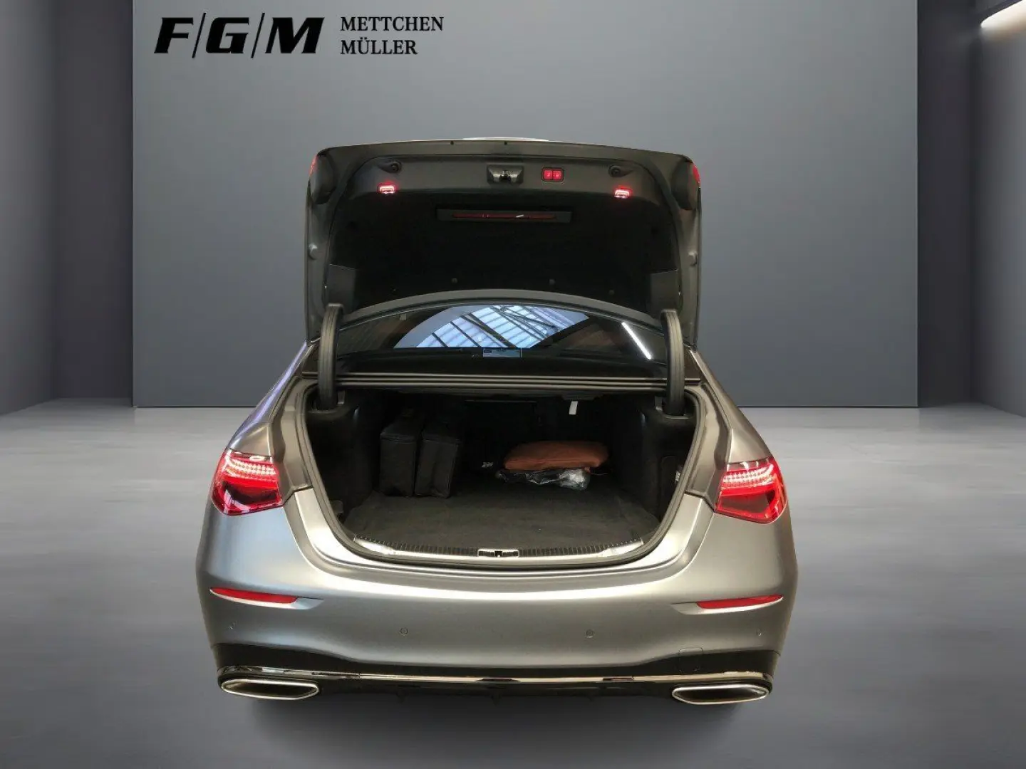 S 580 e lang AMG Pano Distr KeyG Burm Servoschli