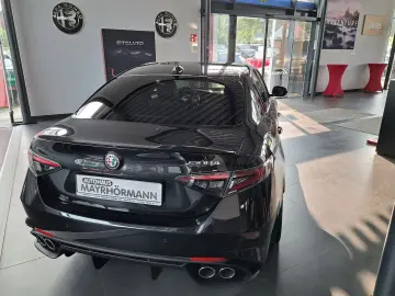 Giulia Quadrifoglio 510 PS