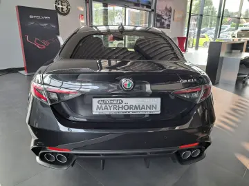 Giulia Quadrifoglio 510 PS