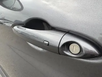 Giulia  VELOCE Q4 PANO RFK MEMORY ACC CARPLAY