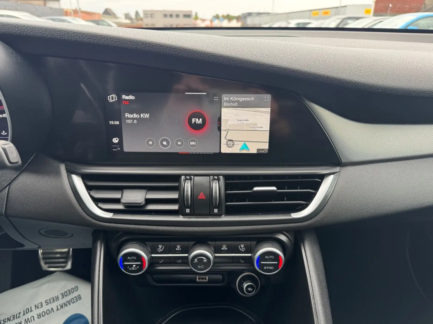 Giulia  VELOCE Q4 PANO RFK MEMORY ACC CARPLAY