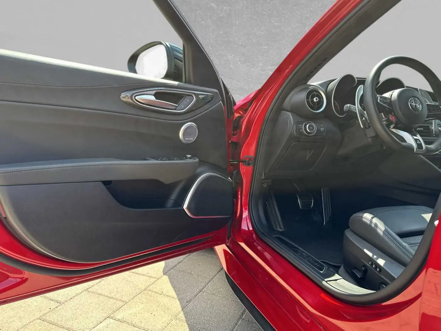 Giulia 2.9 V6 Bi-Turbo AT8 Quadrifoglio