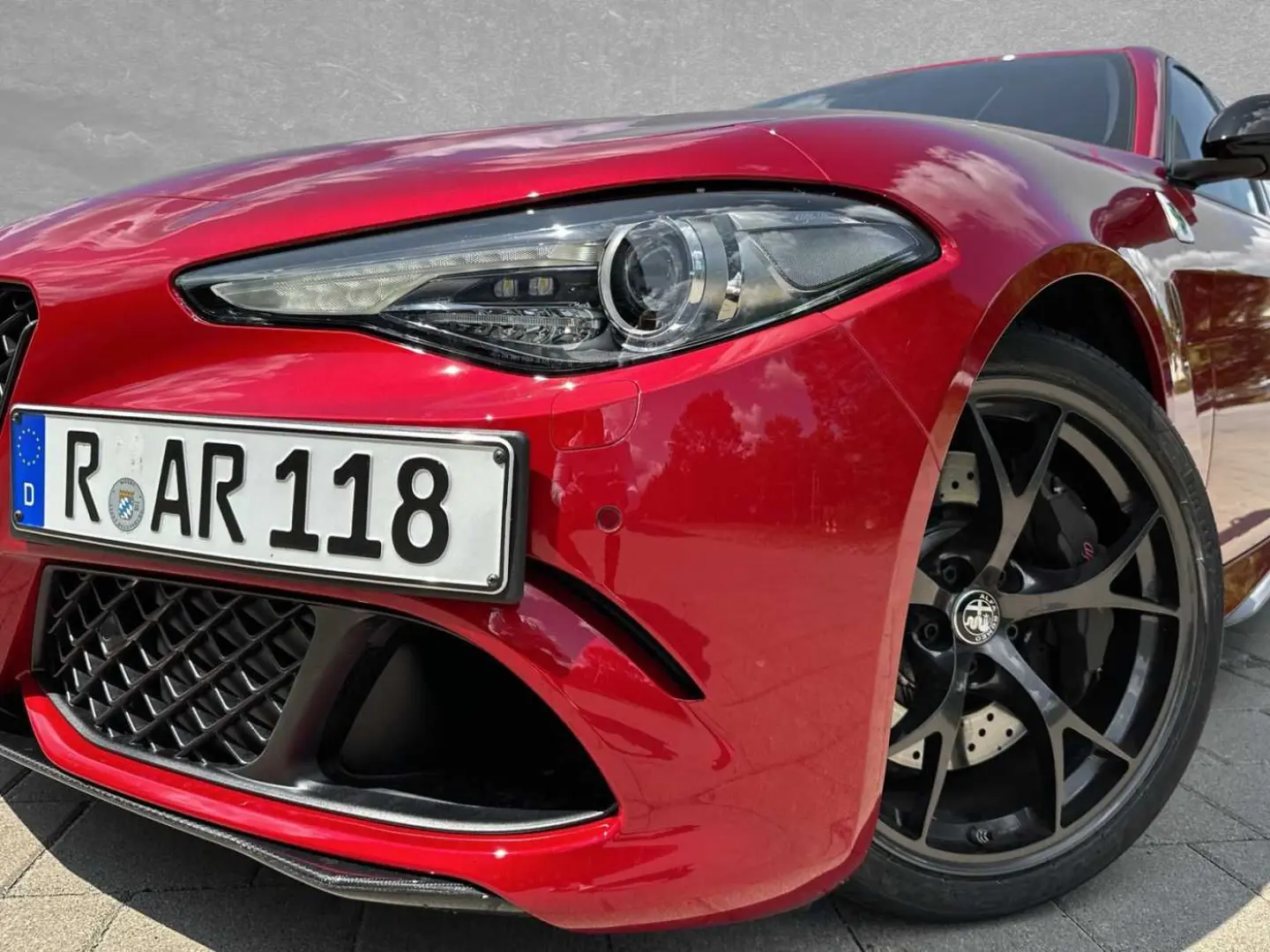 Giulia 2.9 V6 Bi-Turbo AT8 Quadrifoglio