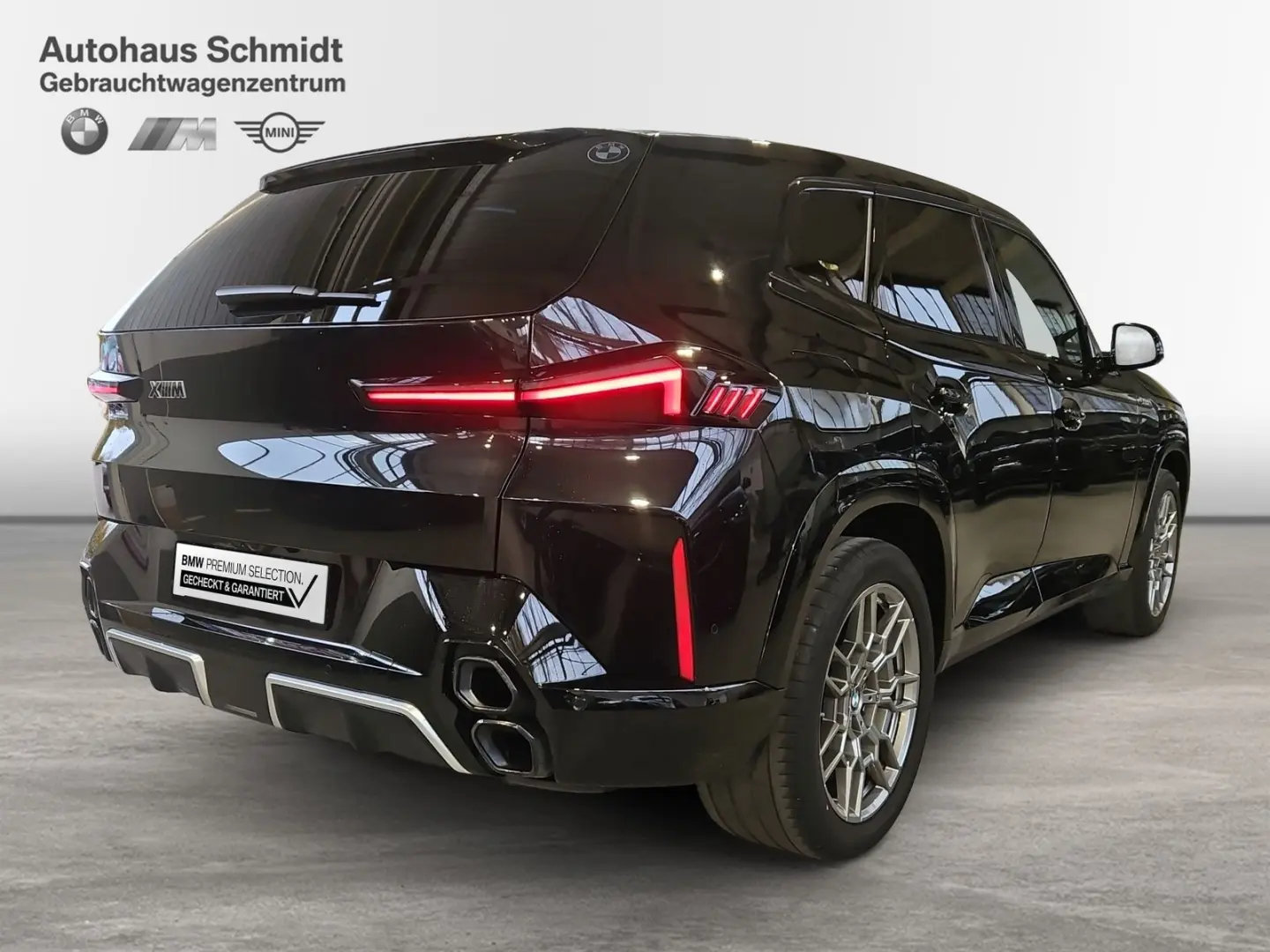 XM 50e  M Sportpaket H&K Surround