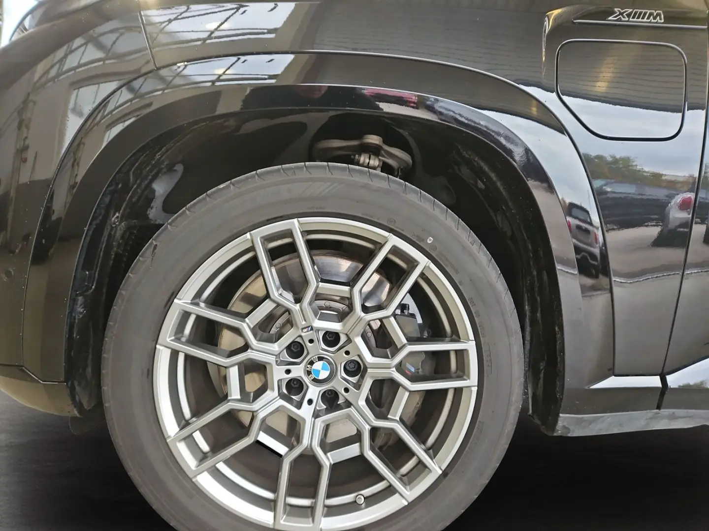 XM 50e  M Sportpaket H&K Surround