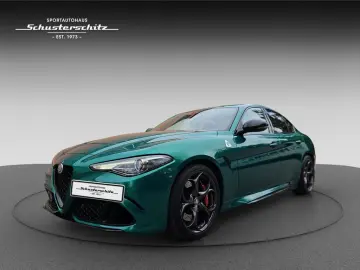 GIULIA 510PS QUADRIFOGLIO 1. HAND DEUTSCH VERDE