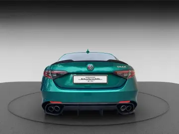 GIULIA 510PS QUADRIFOGLIO 1. HAND DEUTSCH VERDE