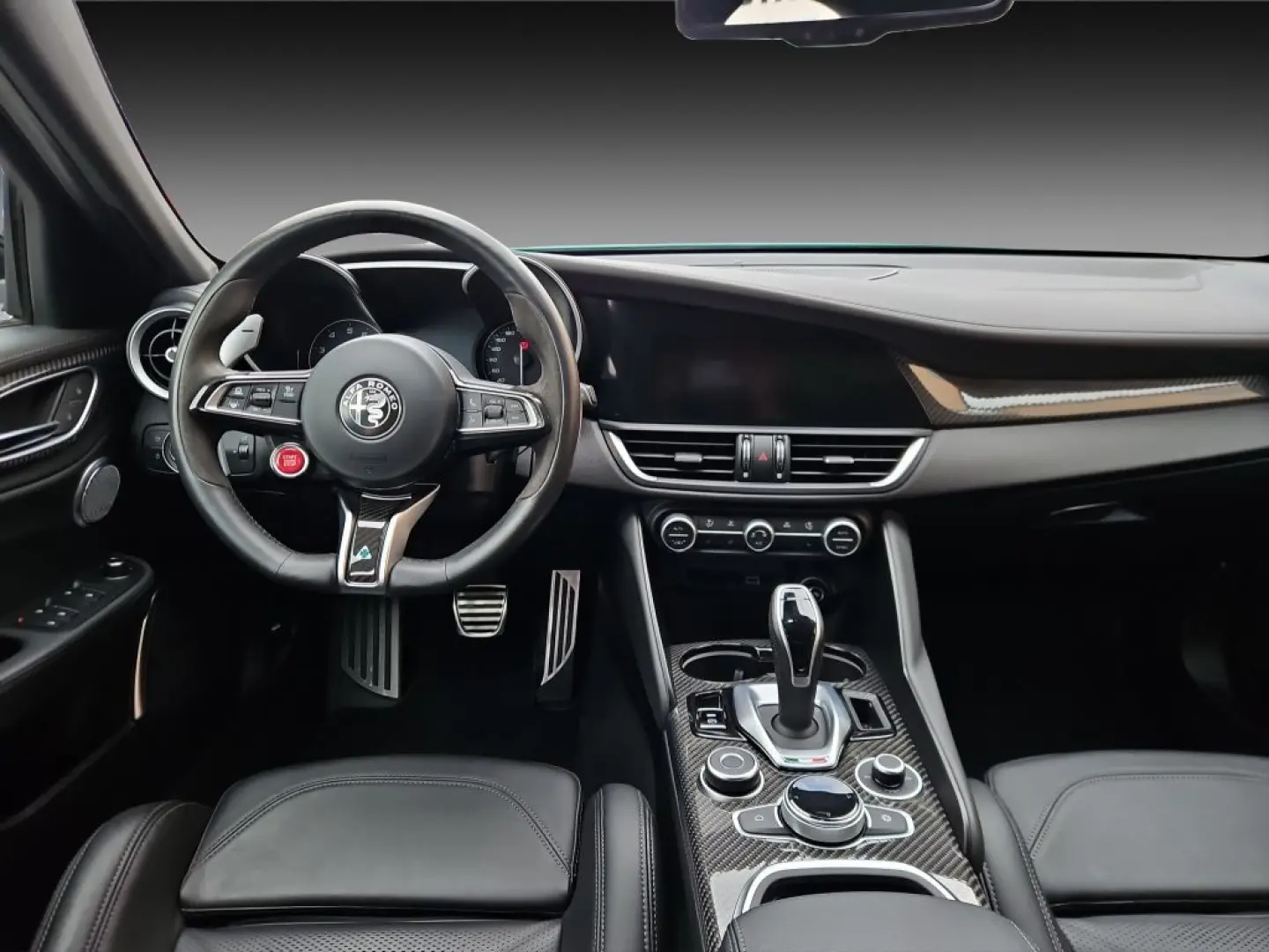 GIULIA 510PS QUADRIFOGLIO 1. HAND DEUTSCH VERDE