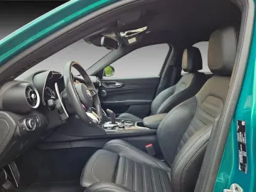 GIULIA 510PS QUADRIFOGLIO 1. HAND DEUTSCH VERDE