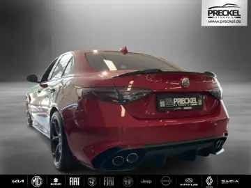 Giulia Quadrifoglio Assistenz Paket  19 Classico