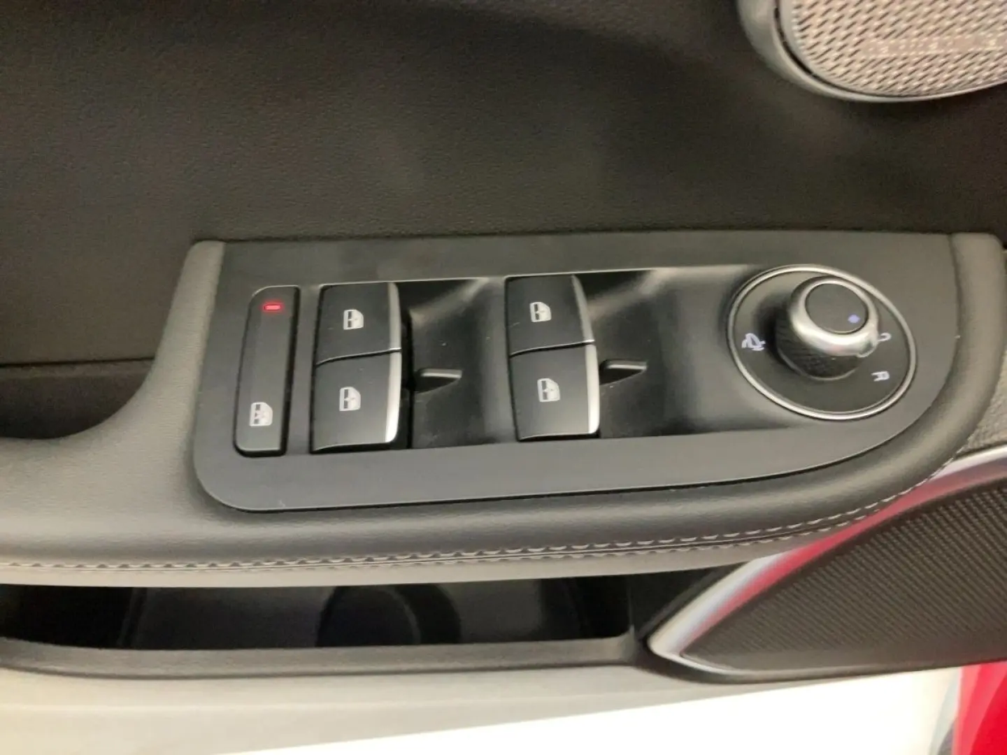 Giulia Quadrifoglio Assistenz Paket  19 Classico