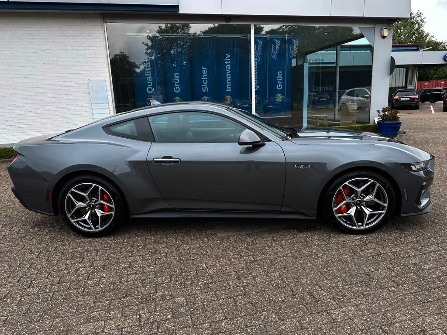 Mustang Fastback 5.0 V8 GT LED BLIS Sync4 RFK